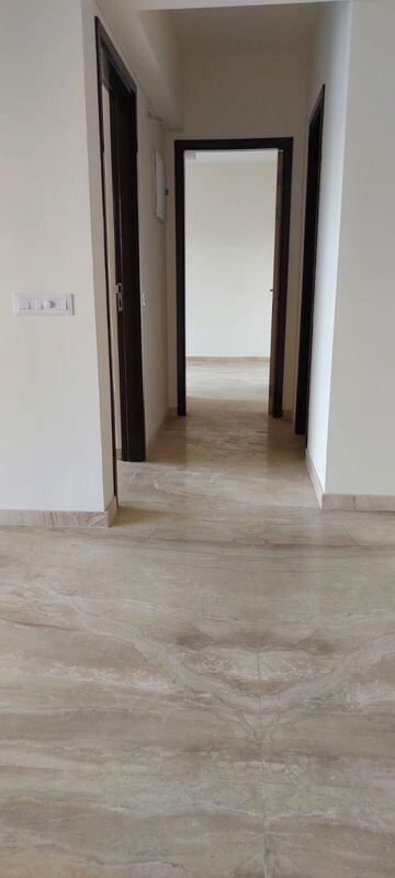 Room in 2 BHK Apartment at L & T Emerald Isle Tower 15, Powai – for Rent