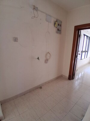 Room in 2 BHK Apartment at Kolte Maestros, Wanowrie – for Rent