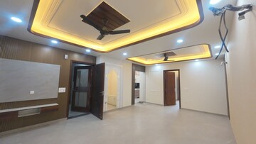 Bedroom in 4 BHK Builder Floor at TDI The Retreat, Sector 89 – for Sale