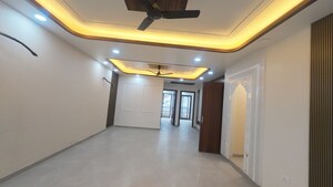 Room in 4 BHK Builder Floor at TDI The Retreat, Sector 89 – for Sale