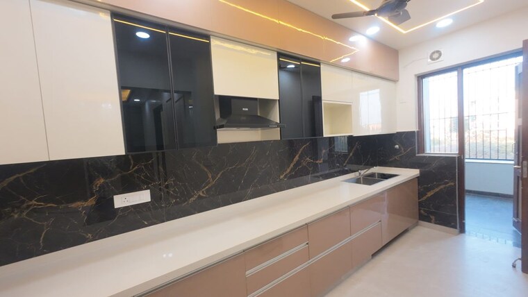 Kitchen, tdi-the-retreat 4 Bedroom 278 Sq.Yd. Builder Floor In Sector 89 Faridabad 10070808