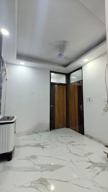 Room in 2 BHK Builder Floor at Govindpuri – for Sale