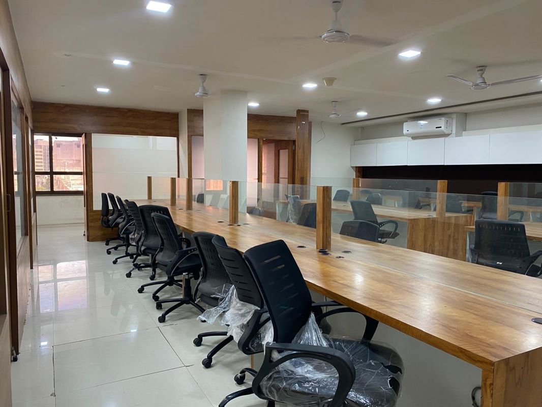 Office Space For Rent in Iscon Emporio