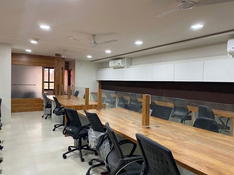 Gym, iscon-emporio Commercial Office Space 2266 Sq.Ft. In Jodhpur Ahmedabad 10071068