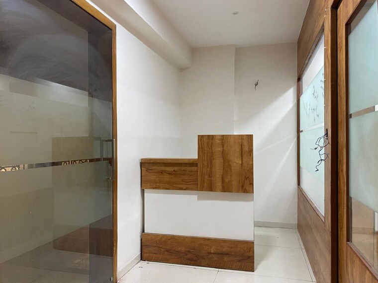 undefined, iscon-emporio Commercial Office Space 2266 Sq.Ft. In Jodhpur Ahmedabad 10071216