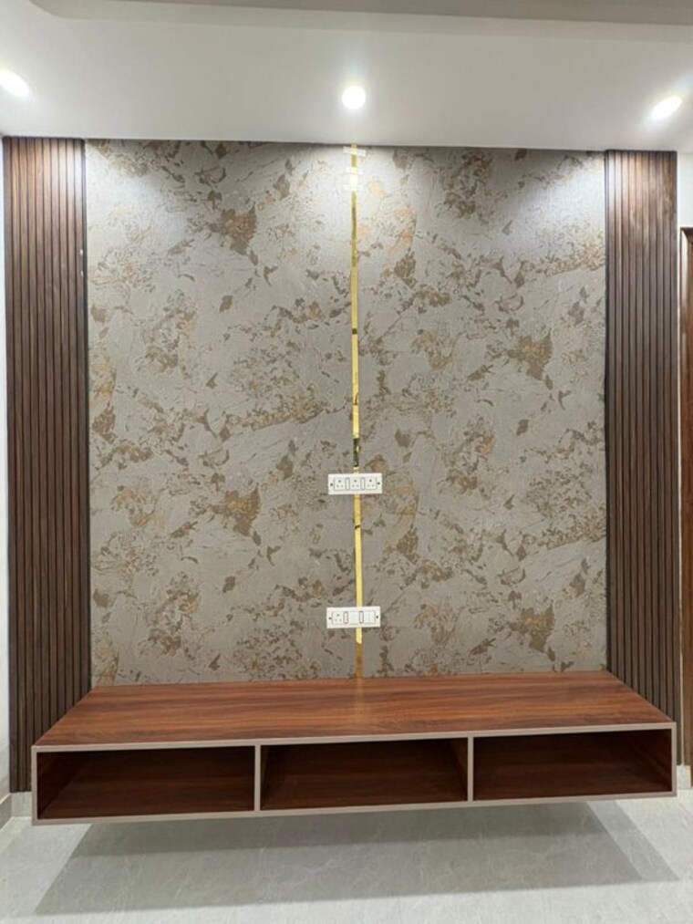 Bedroom, bptp-district 3 Bedroom 172 Sq.Yd. Builder Floor In Sector 81 Faridabad 10071378