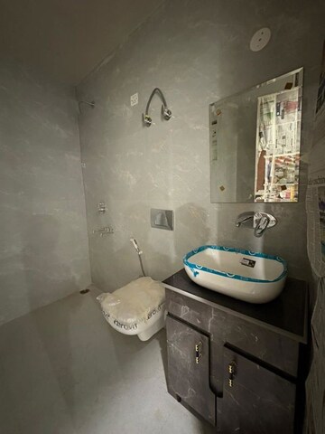 Bathroom in 3 BHK Builder Floor at BPTP District, Sector 81 – for Rent