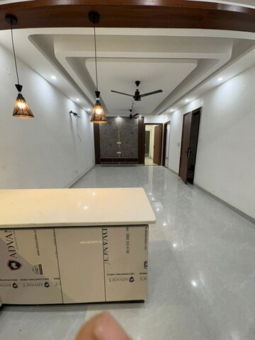Kitchen in 3 BHK Builder Floor at BPTP District, Sector 81 – for Rent