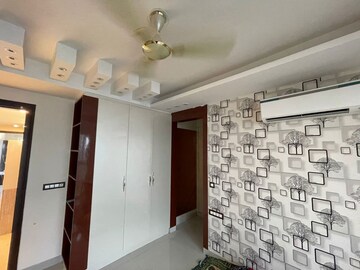 Master Plan in 4 BHK Apartment at Aradhya Homes, Sector 67a – for Rent