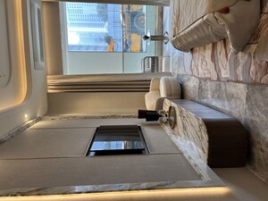 Room in 2 BHK Apartment at Andheri West – for Rent