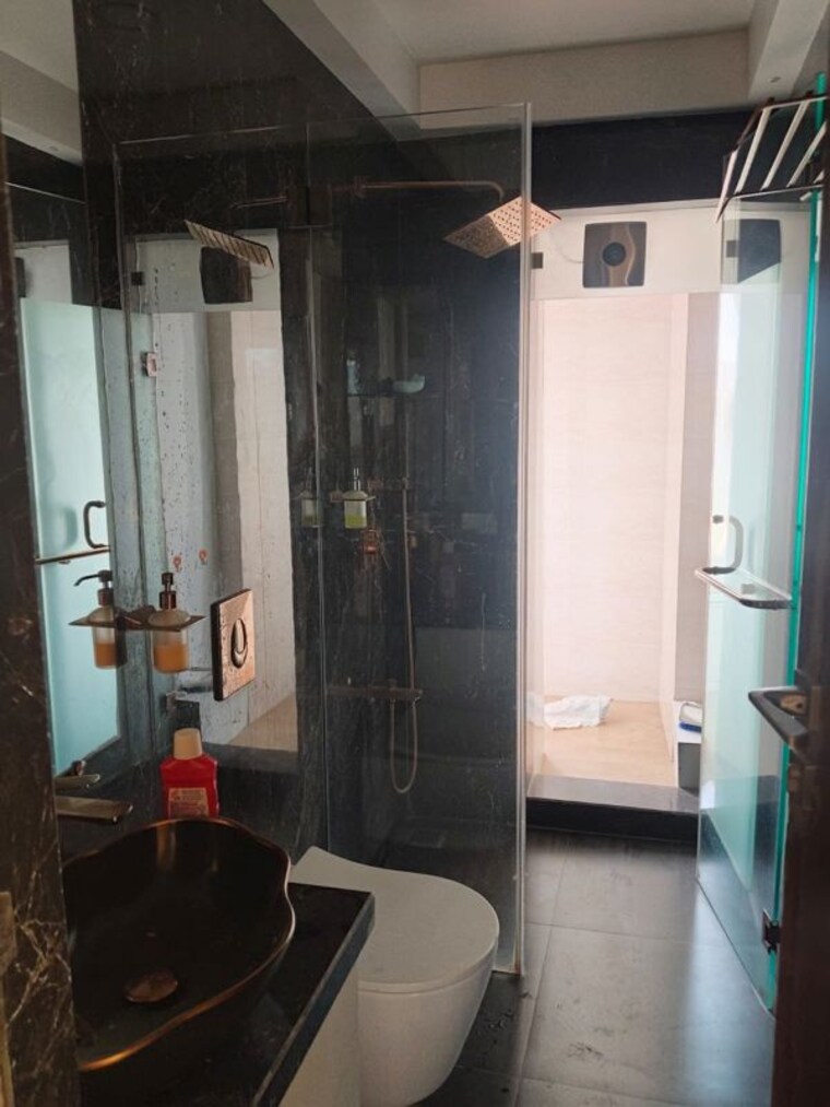 Bathroom, hiranandani-gardens-octavius 3 Bedroom 1150 Sq.Ft. Apartment In Powai Mumbai 10071418
