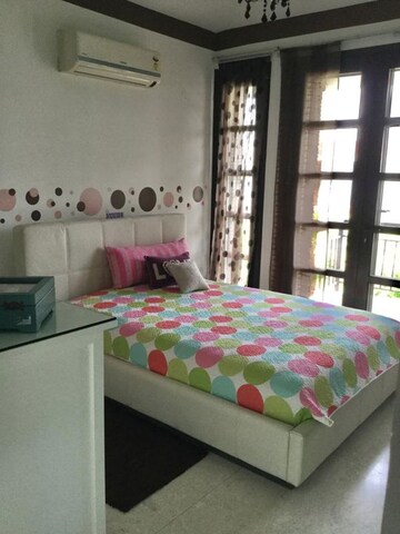 Bedroom in 5 BHK Villa at Vipul Tatvam Villas, Sector 48 – for Sale