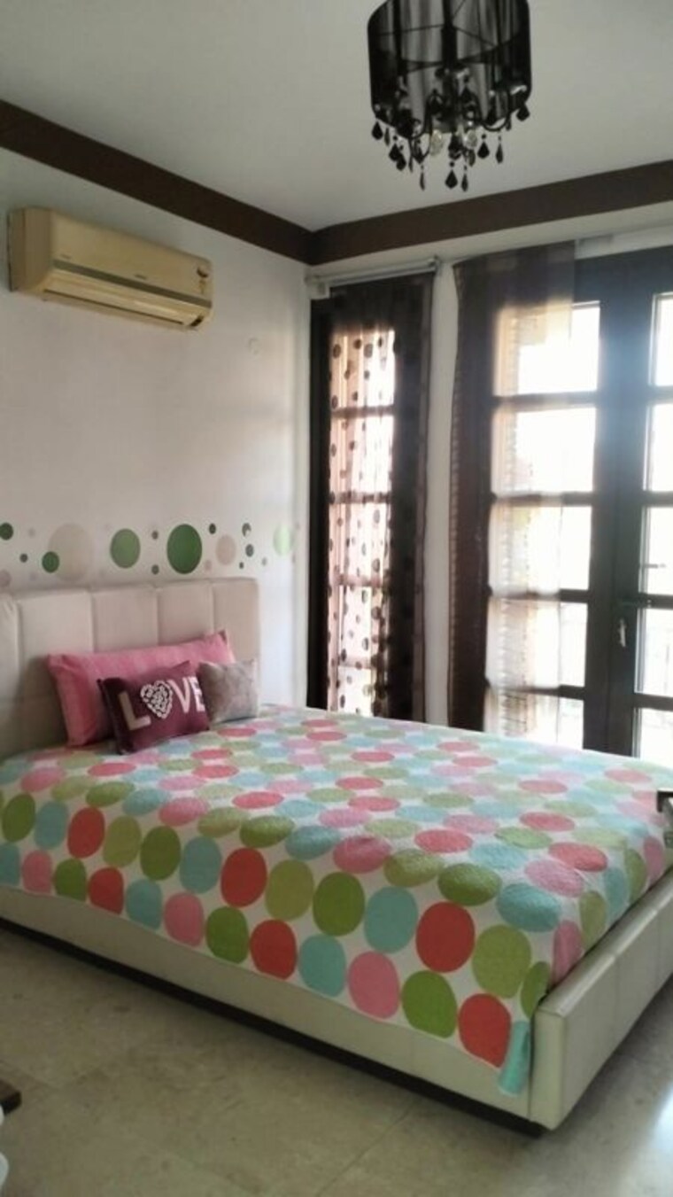 Bedroom, vipul-tatvam-villas 5 Bedroom 7650 Sq.Ft. Villa In Sector 48 Gurgaon 10071421