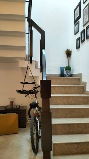 Furnished Amenities in 5 BHK Villa at Vipul Tatvam Villas, Sector 48 – for Sale