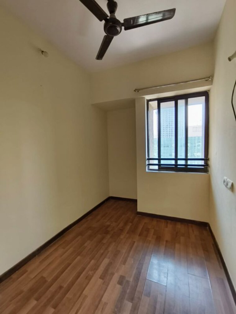 Room, lodha-codename-the-ultimate 1.5 Bedroom 680 Sq.Ft. Apartment In Majiwada Thane 10071453
