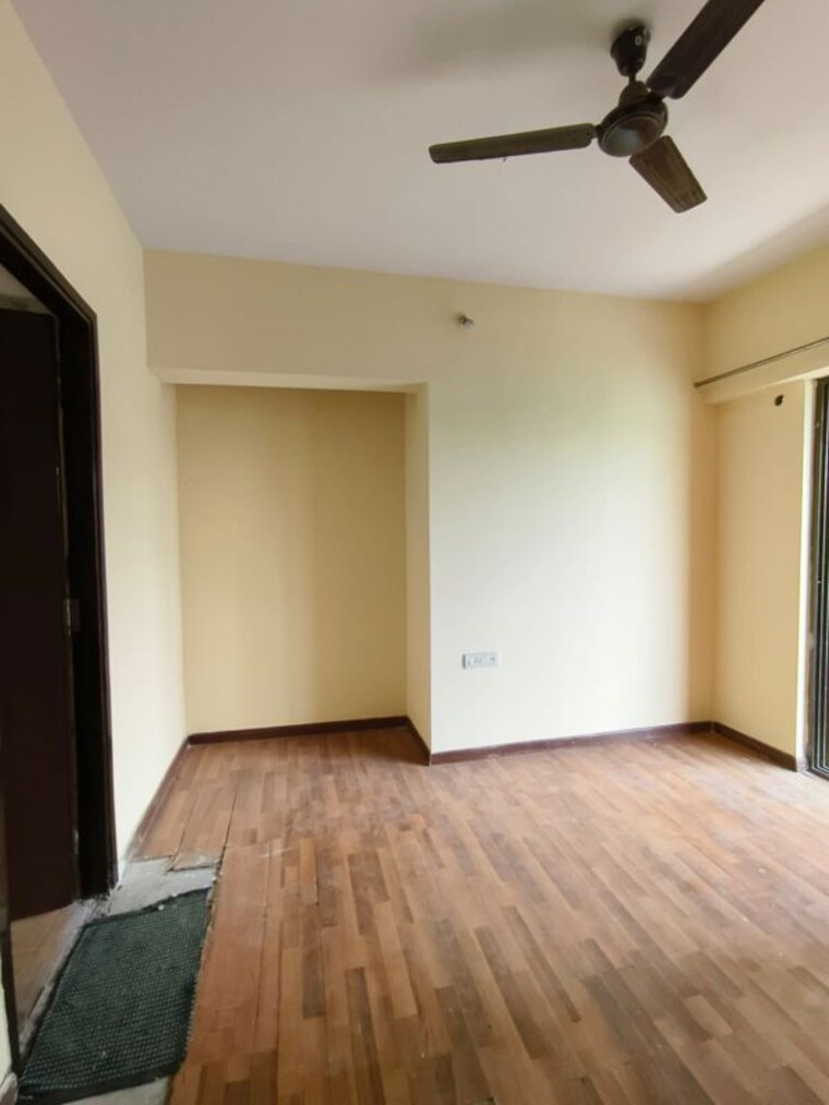 Bedroom, lodha-codename-the-ultimate 1.5 Bedroom 680 Sq.Ft. Apartment In Majiwada Thane 10071453