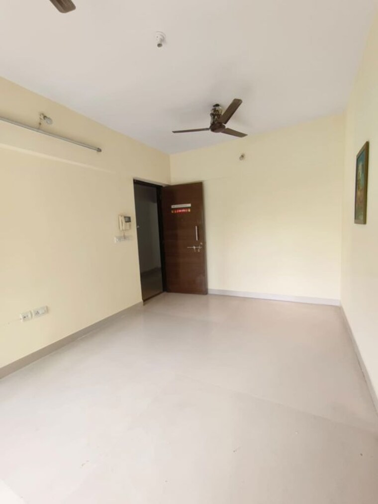Room, lodha-codename-the-ultimate 1.5 Bedroom 680 Sq.Ft. Apartment In Majiwada Thane 10071453