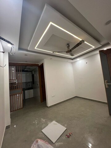 Room in 3 BHK Builder Floor at Govindpuri – for Sale