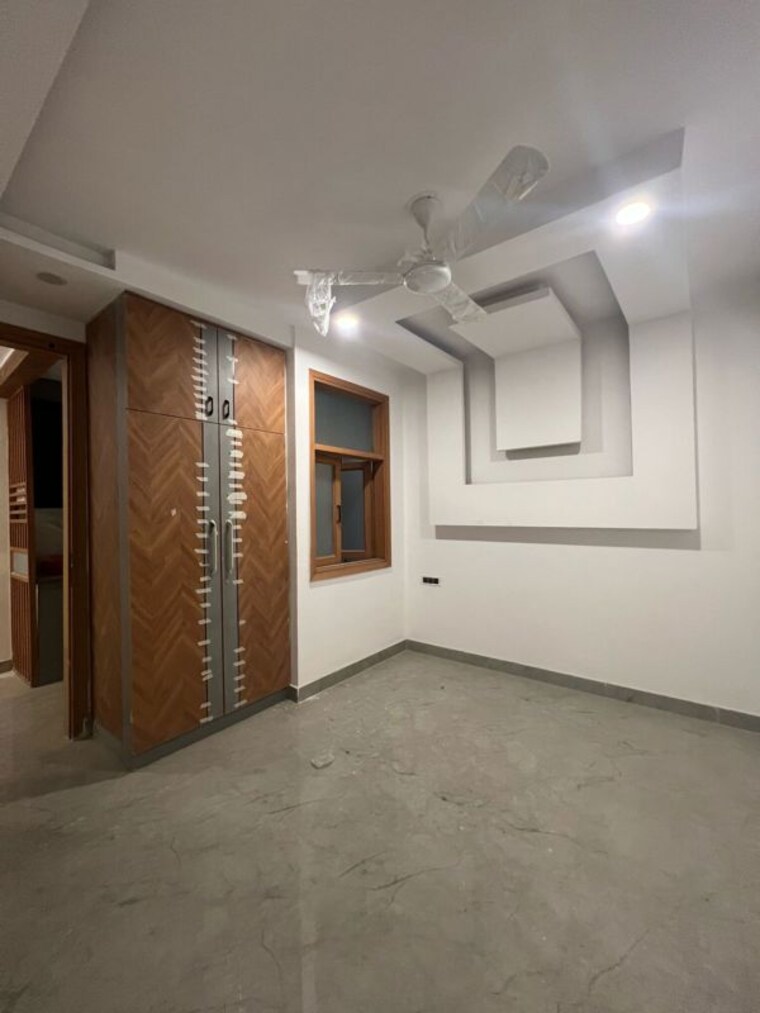 undefined, govindpuri 3 Bedroom 100 Sq.Yd. Builder Floor In Govindpuri Delhi 10071183