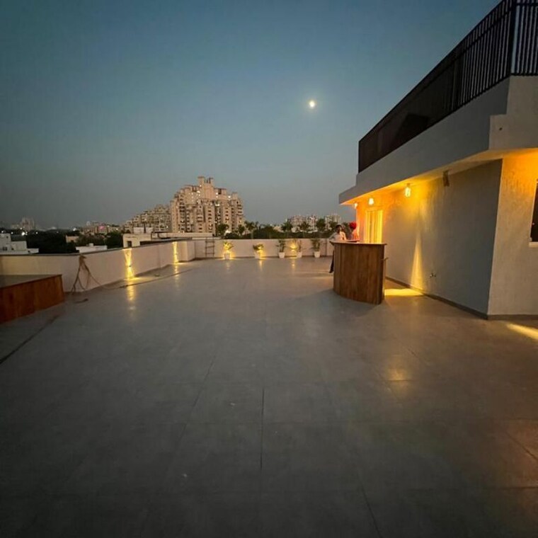 Swimming Pool, unitech-arcadia 3 Bedroom 550 Sq.Yd. Builder Floor In South City 2 Gurgaon 10071476