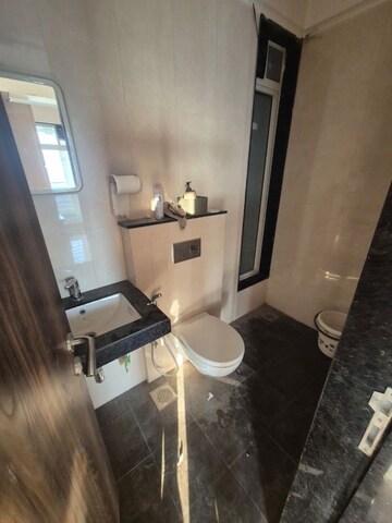 Team Area in 1.5 BHK Apartment at Sheth Zuri, Laxmi Nagar – for Rent