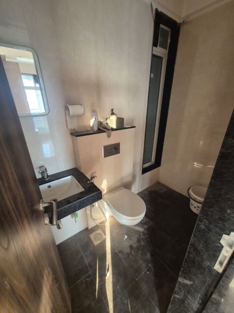 Team Area, sheth-zuri 1.5 Bedroom 530 Sq.Ft. Apartment In Laxmi Nagar Thane 10071524