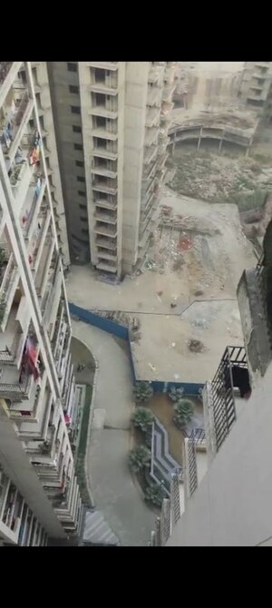 Staircase in 2.5 BHK Apartment at Ajnara Le Garden, Sector 16b Greater Noida – for Sale