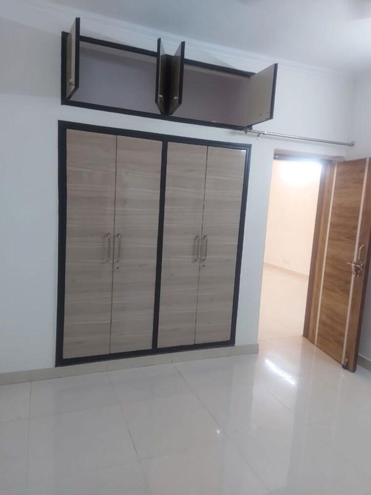 Room, vasant kunj 2 Bedroom 1200 Sq.Ft. Apartment In Vasant Kunj Delhi 10071544