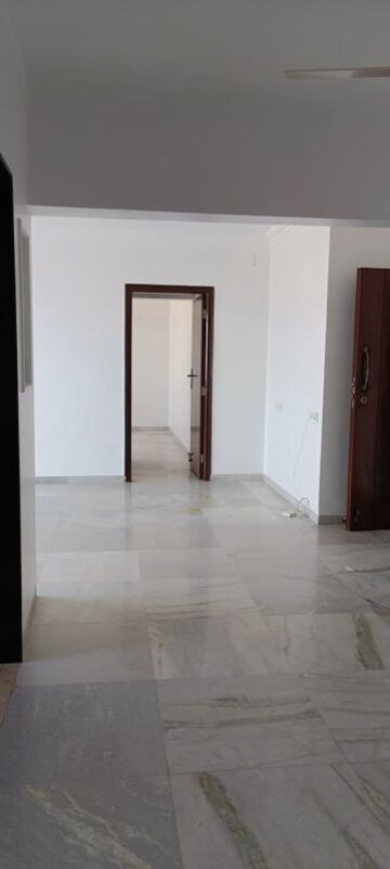 Building Lobby in 2 BHK Apartment at Hiranandani Gardens Lake Castle, Powai – for Rent