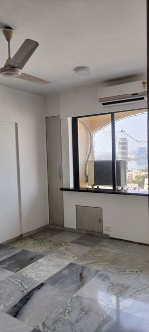 Room in 2 BHK Apartment at Hiranandani Gardens Lake Castle, Powai – for Rent