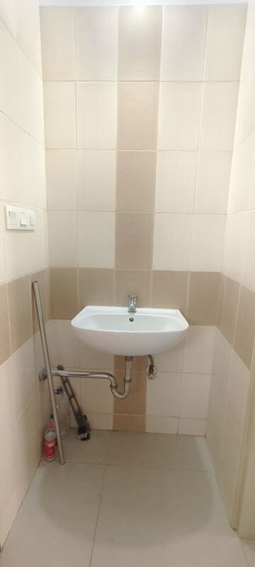 Bathroom in 2 BHK Apartment at Nanded City Madhuvanti, Sinhagad Road – for Rent
