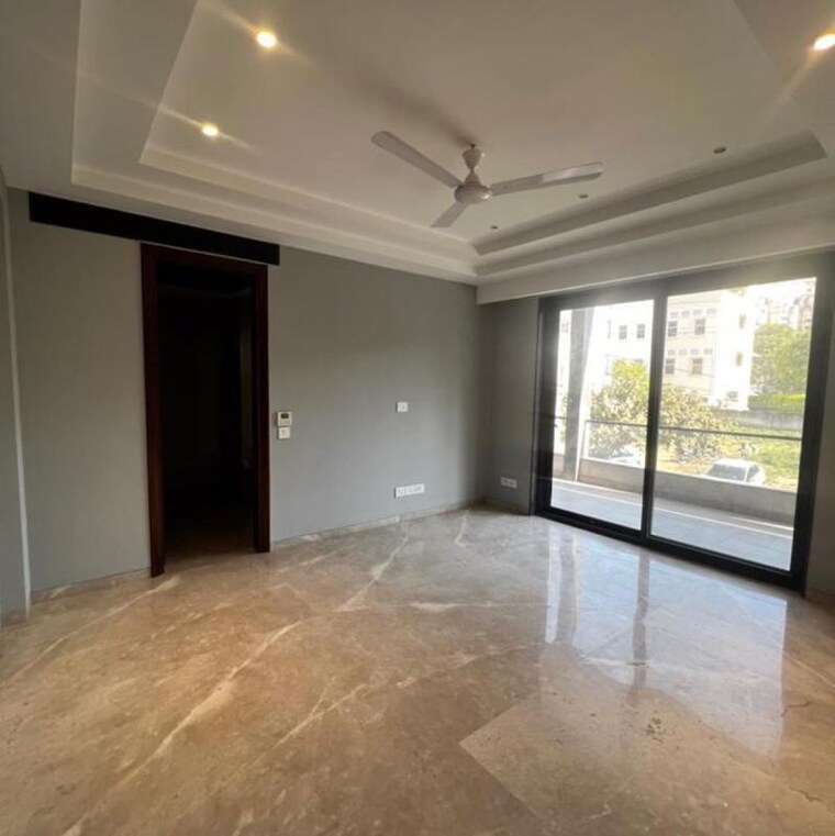 Room, unitech-arcadia 3 Bedroom 510 Sq.Yd. Builder Floor In South City 2 Gurgaon 10071612