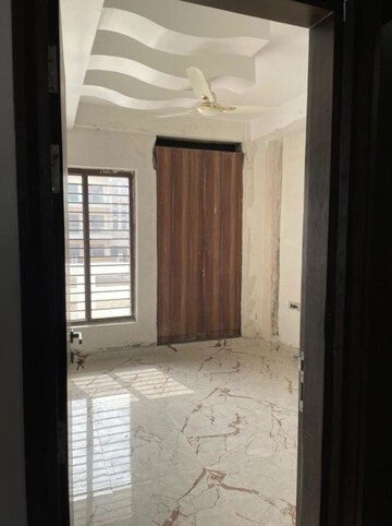 Bedroom in 3 BHK Builder Floor at BPTP District Phase 2, Sector 84 – for Sale