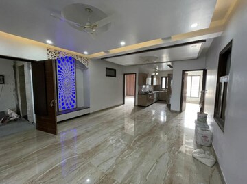 3 BHK Builder Floor For Sale in BPTP District Phase 2, Sector 84