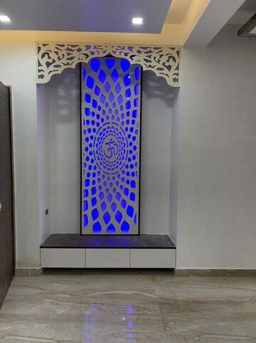 Bedroom in 3 BHK Builder Floor at BPTP District Phase 2, Sector 84 – for Sale