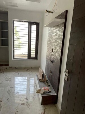 Bathroom in 3 BHK Builder Floor at BPTP District Phase 2, Sector 84 – for Sale