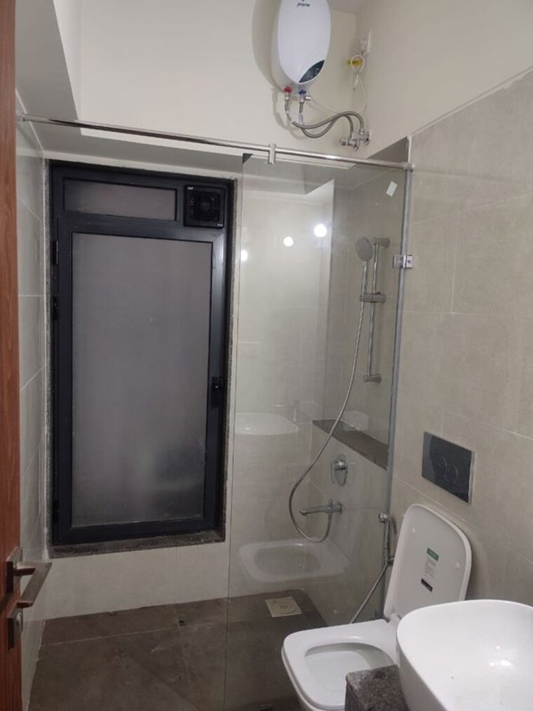 Bathroom, dynamix-divum 2 Bedroom 788 Sq.Ft. Apartment In Malad East Mumbai 10071621