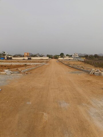  Plot For Sale in Batasingaram