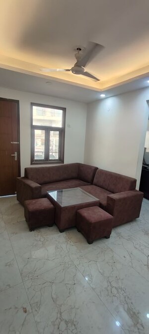 2 BHK Builder Floor For Rent in Saket