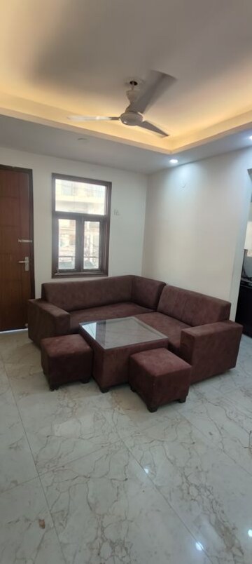 2 BHK Builder Floor For Rent in Saket