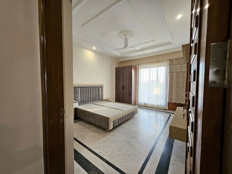 Bedroom, sushma-valencia 3 Bedroom 1800 Sq.Ft. Apartment In International Airport Road Zirakpur 10071672