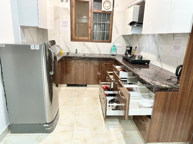 Kitchen, vasant kunj 4 Bedroom 1800 Sq.Ft. Builder Floor In Vasant Kunj Delhi 10071660