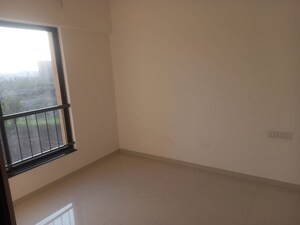 Room in 2 BHK Apartment at Shapoorji Pallonji Joyville Hadapsar Annexe, Hadapsar – for Rent