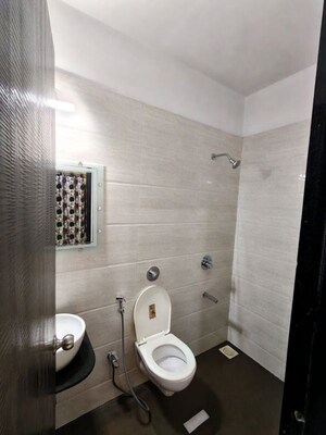 Bathroom in 1 BHK Apartment at Metropolis Bayside, Kasarvadavali – for Rent