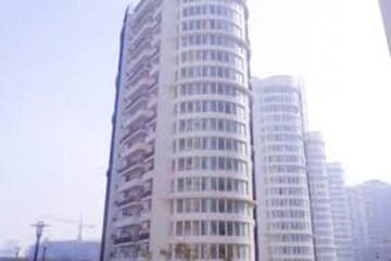 2 BHK Apartment For Sale in Emaar The Palm Drive-The Sky Terraces, Sector 66