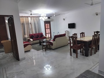1 BHK Apartment For Rent in Swaran Villa Friends Apartments, Sector 52