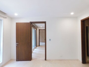 Room in 4 BHK Apartment at Hill View Banjara Hills, Banjara Hills – for Rent