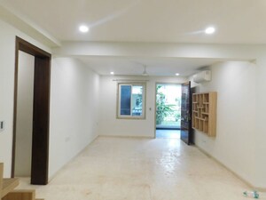 Room in 4 BHK Apartment at Hill View Banjara Hills, Banjara Hills – for Rent
