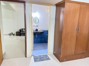 Furnished Amenities in 3 BHK Apartment at Dona Paula – for Rent