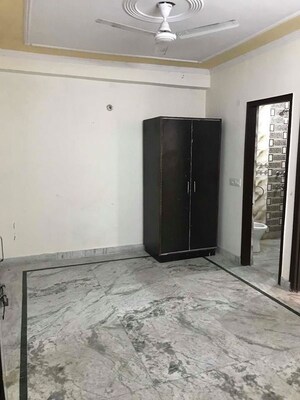 1 RK Builder Floor For Rent in Saket